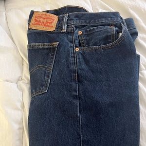 LEVI'S JEANS